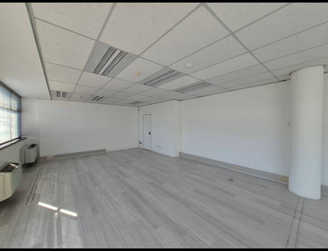 133M² OFFICE TO LET IN KRAMERVILLE